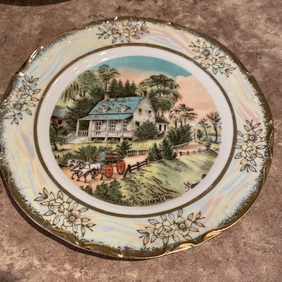 Currier & Ives 4 seasons vintage decor plates - Picture 3 of 8